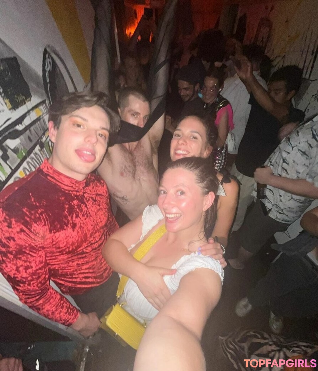 Foto desnuda filtrada de OnlyFans de Sliceofsalami #74 Foto desnuda filtrada de OnlyFans de Sliceofsalami #74