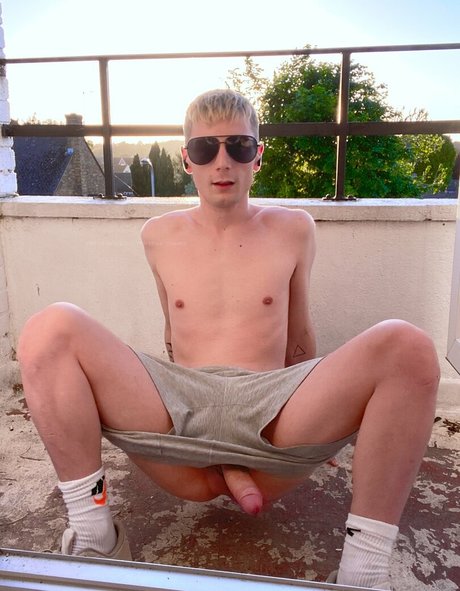 British-twinks