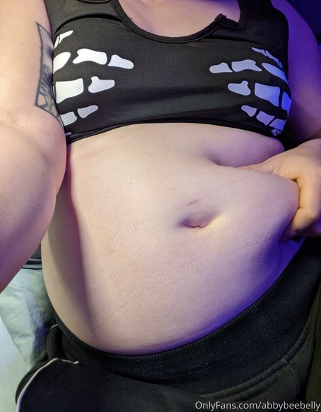Abbybeebelly