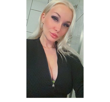 Foto desnuda filtrada de OnlyFans de Ursweetcandyy