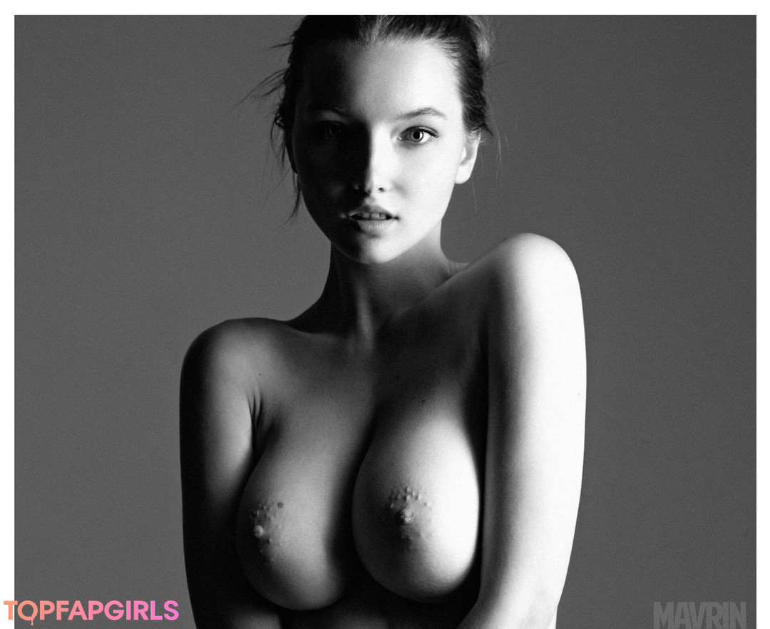 Foto desnuda filtrada de OnlyFans de Mavrin Magazine #553 Foto desnuda filtrada de OnlyFans de Mavrin Magazine #553