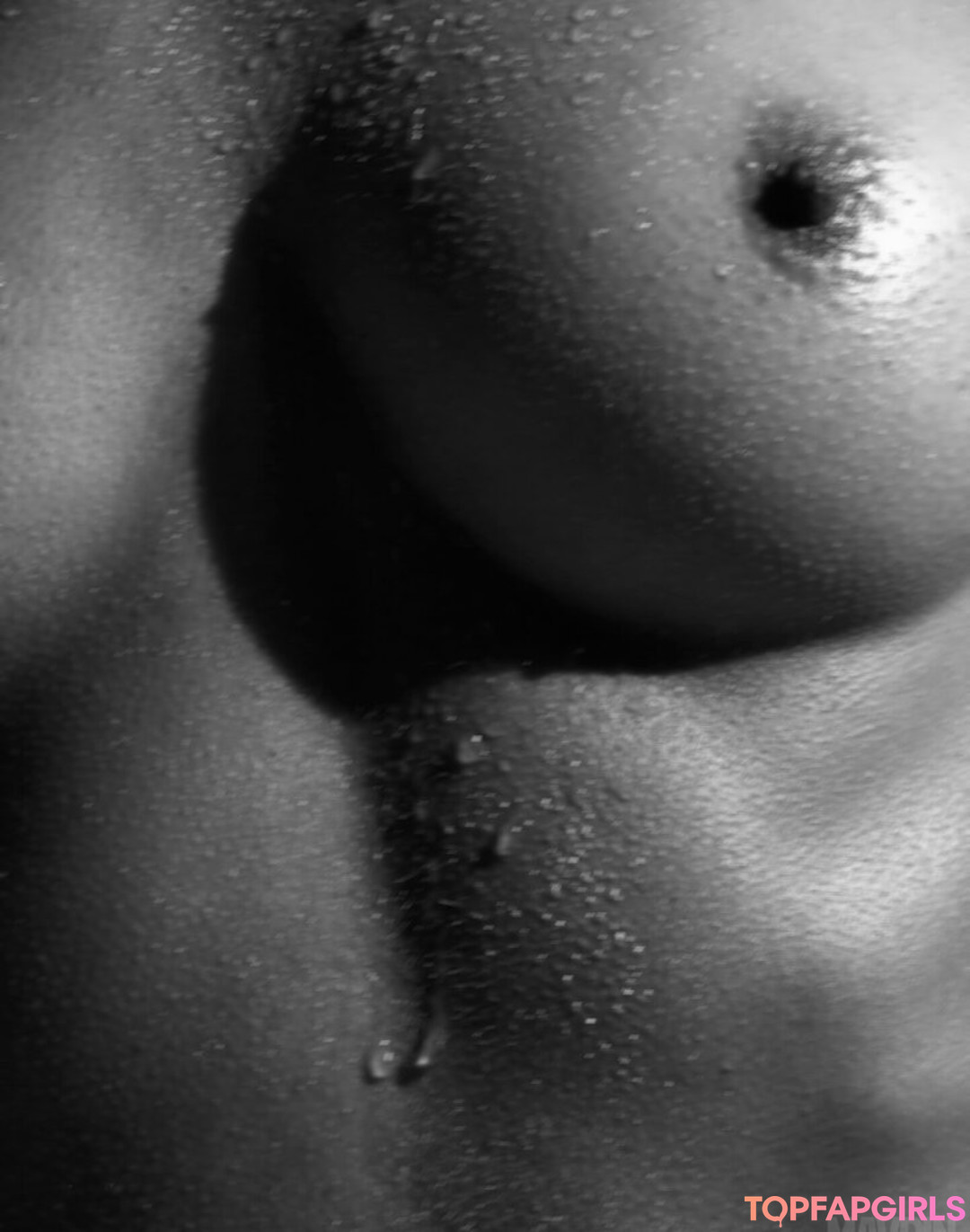 Foto desnuda filtrada de OnlyFans de Mavrin Magazine #95 Foto desnuda filtrada de OnlyFans de Mavrin Magazine #95