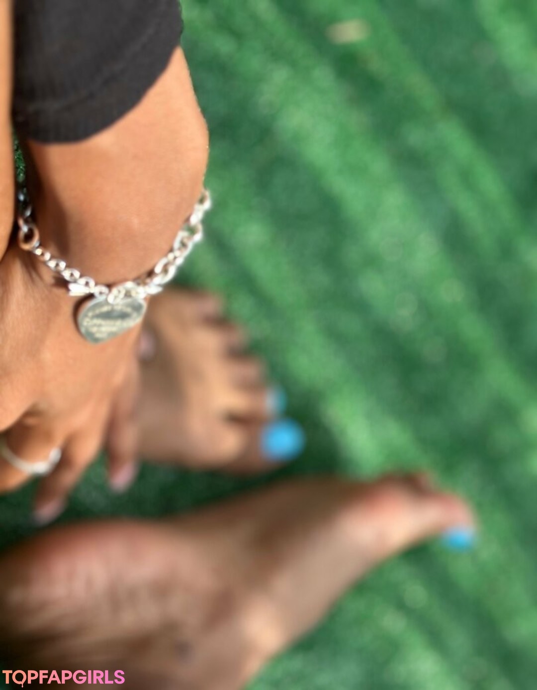 Foto desnuda filtrada de OnlyFans de Princesacairofree #20 Foto desnuda filtrada de OnlyFans de Princesacairofree #20