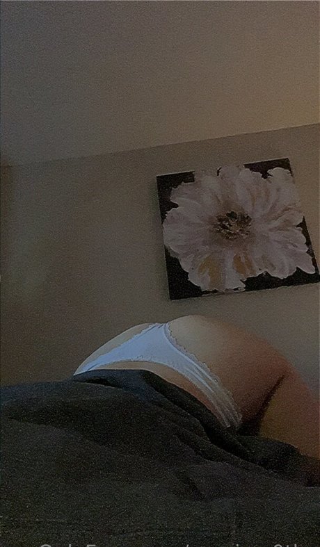 Foto desnuda filtrada de OnlyFans de manicm0ths