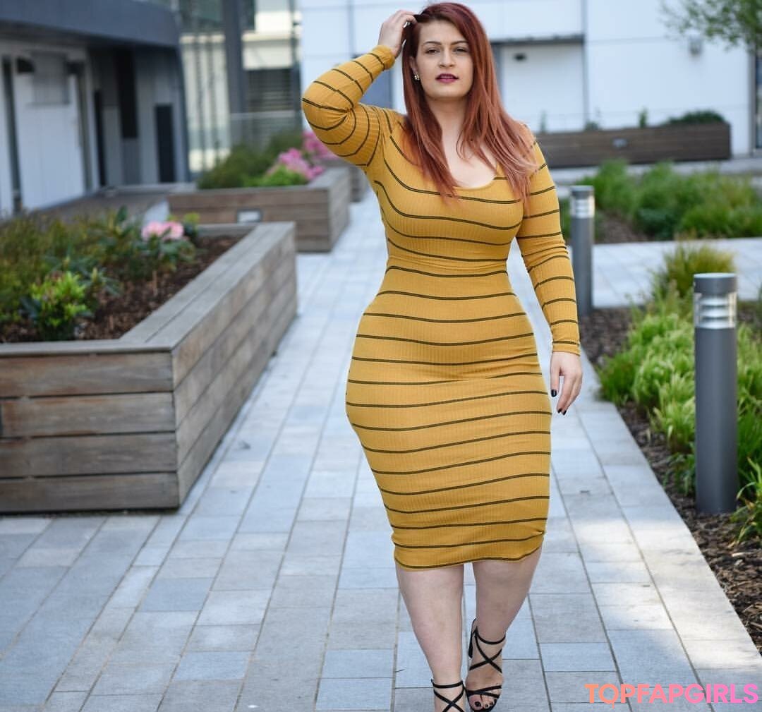 Foto desnuda filtrada de OnlyFans de Ioana Chira #84 Foto desnuda filtrada de OnlyFans de Ioana Chira #84