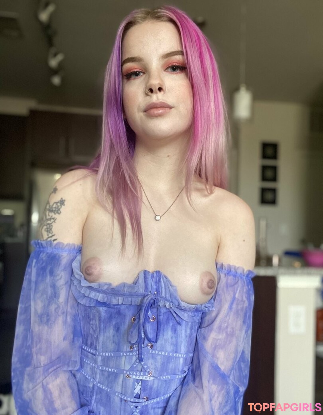 Foto desnuda filtrada de OnlyFans de Thesilvermoon #1021 Foto desnuda filtrada de OnlyFans de Thesilvermoon #1021