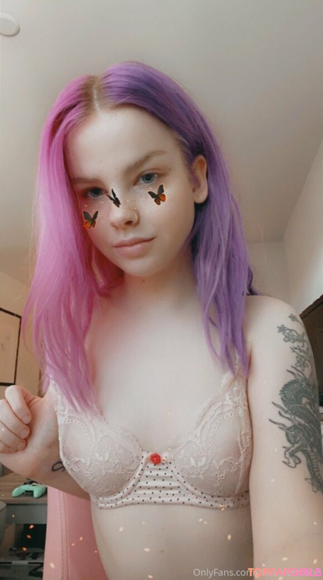 Foto desnuda filtrada de OnlyFans de Thesilvermoon #1219 Foto desnuda filtrada de OnlyFans de Thesilvermoon #1219