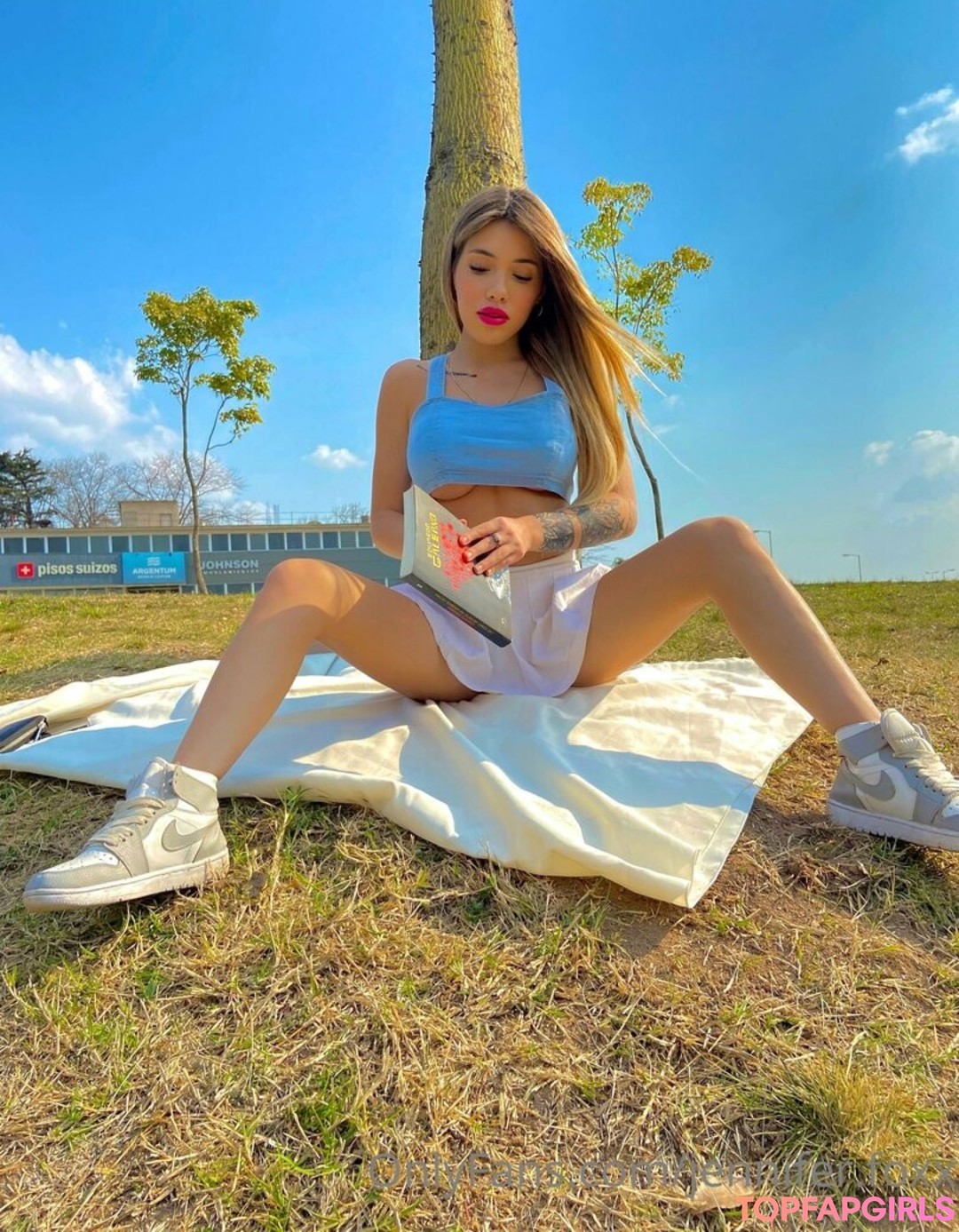 Foto desnuda filtrada de OnlyFans de Jenniferfoxx #19 Foto desnuda filtrada de OnlyFans de Jenniferfoxx #19