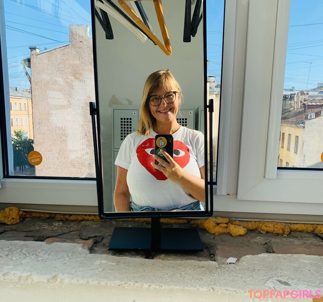 Foto desnuda filtrada de OnlyFans de Veronika Ivanova #49 Foto desnuda filtrada de OnlyFans de Veronika Ivanova #49