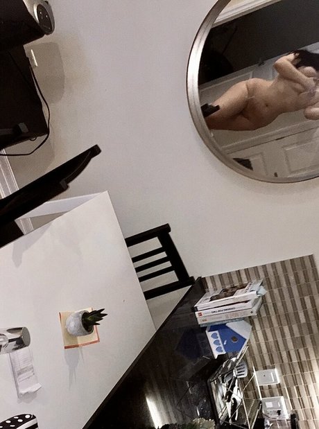 Foto desnuda filtrada de OnlyFans de Gr8fairythighs