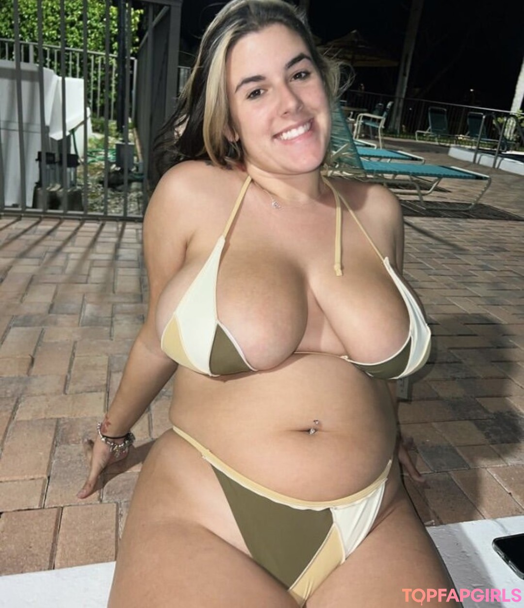 Foto desnuda filtrada de OnlyFans de Madison Foster #5 Foto desnuda filtrada de OnlyFans de Madison Foster #5