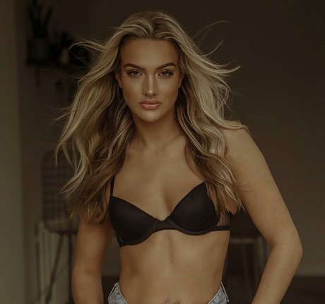 Laura Williams