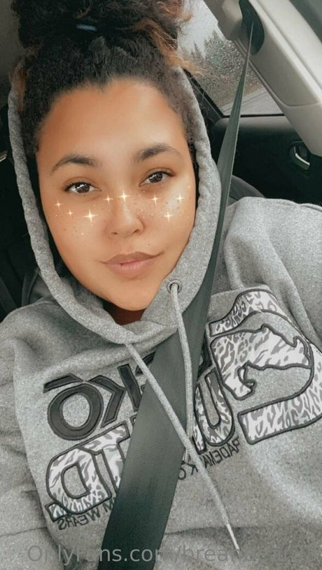 Foto desnuda filtrada de OnlyFans de Breahbear33