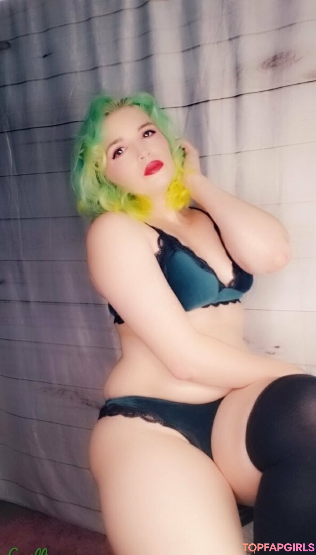 Foto desnuda filtrada de OnlyFans de Cecillia Stardust #116 Foto desnuda filtrada de OnlyFans de Cecillia Stardust #116