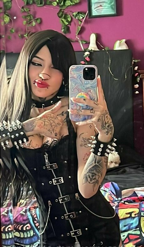 Foto desnuda filtrada de OnlyFans de Vennusativaa
