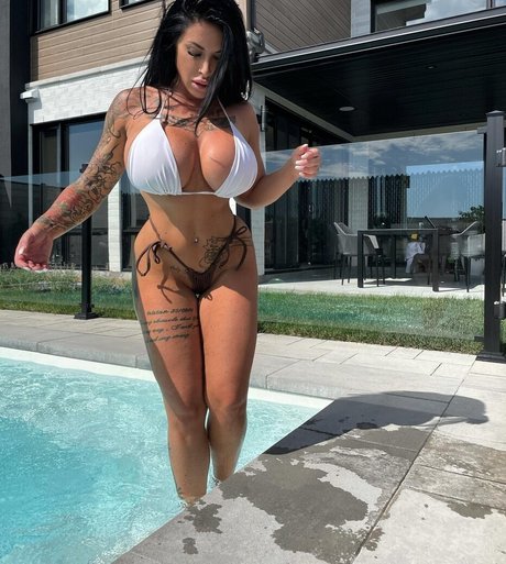 Vanessa.bootybuilder