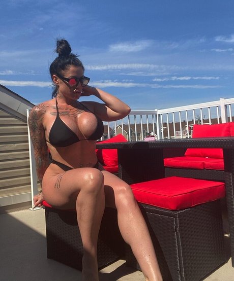 Vanessabootybuilder