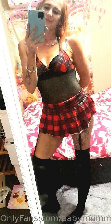 Foto desnuda filtrada de OnlyFans de Babymumma88