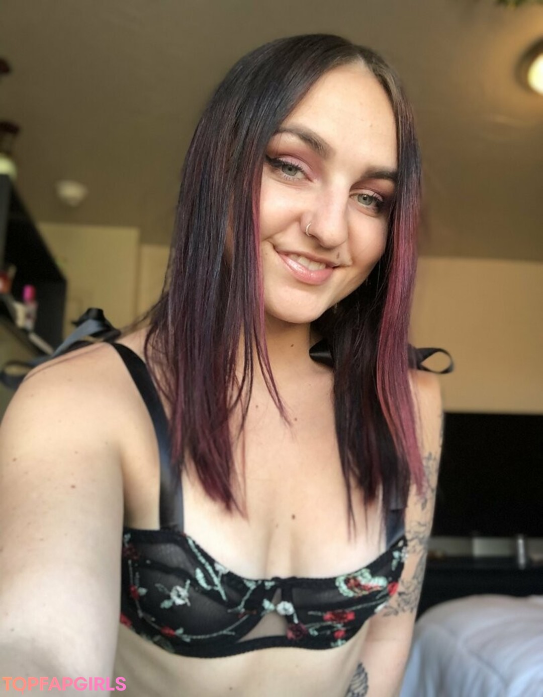 Foto desnuda filtrada de OnlyFans de Summersue22 #32 Foto desnuda filtrada de OnlyFans de Summersue22 #32