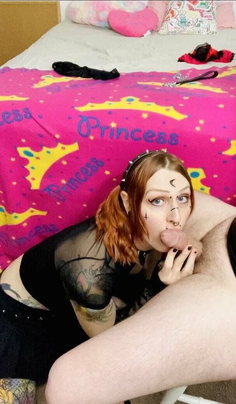Foto desnuda filtrada de OnlyFans de Cutiesuccubus
