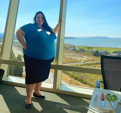 Ssbbwladyjiggles