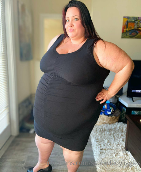 Ssbbwladyjiggles