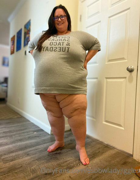 Ssbbwladyjiggles