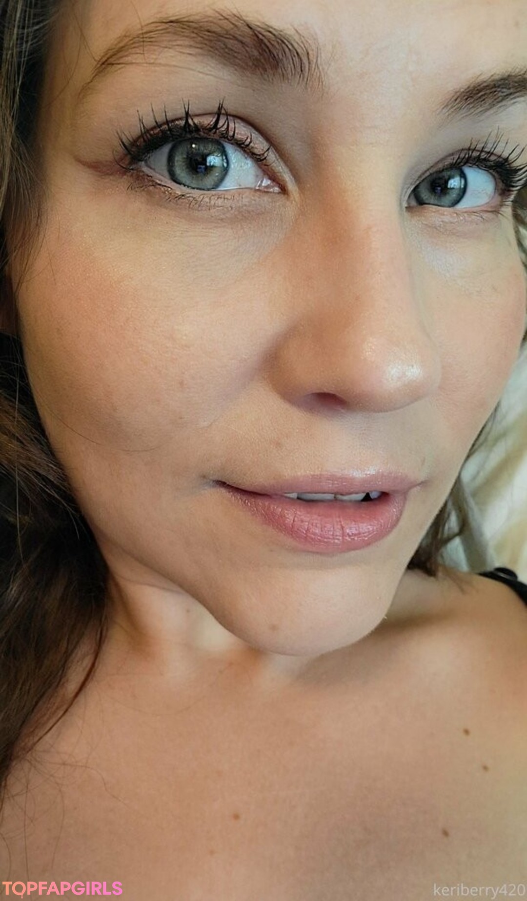 Foto desnuda filtrada de OnlyFans de Keriberry420 #212 Foto desnuda filtrada de OnlyFans de Keriberry420 #212