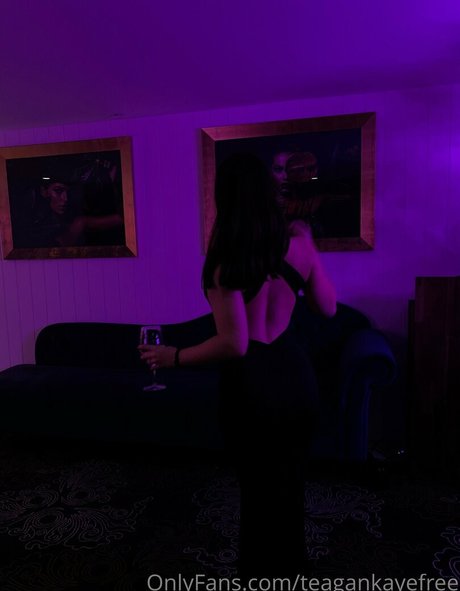 Foto desnuda filtrada de OnlyFans de Teagankayefree