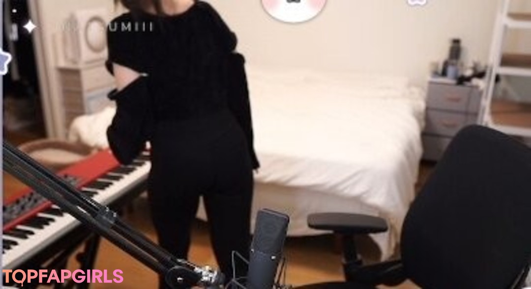 Foto desnuda filtrada de OnlyFans de Lolnatsumiii #108 Foto desnuda filtrada de OnlyFans de Lolnatsumiii #108