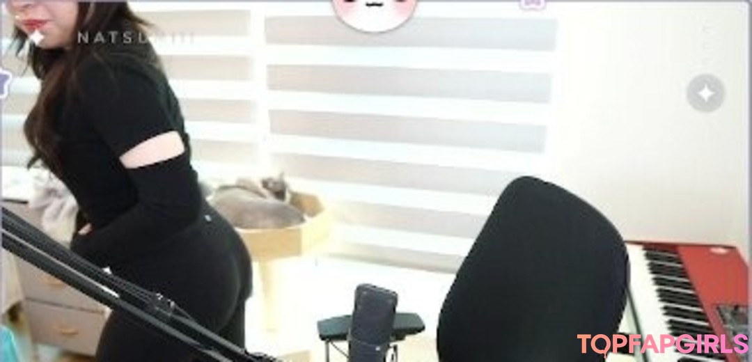 Foto desnuda filtrada de OnlyFans de Lolnatsumiii #158 Foto desnuda filtrada de OnlyFans de Lolnatsumiii #158