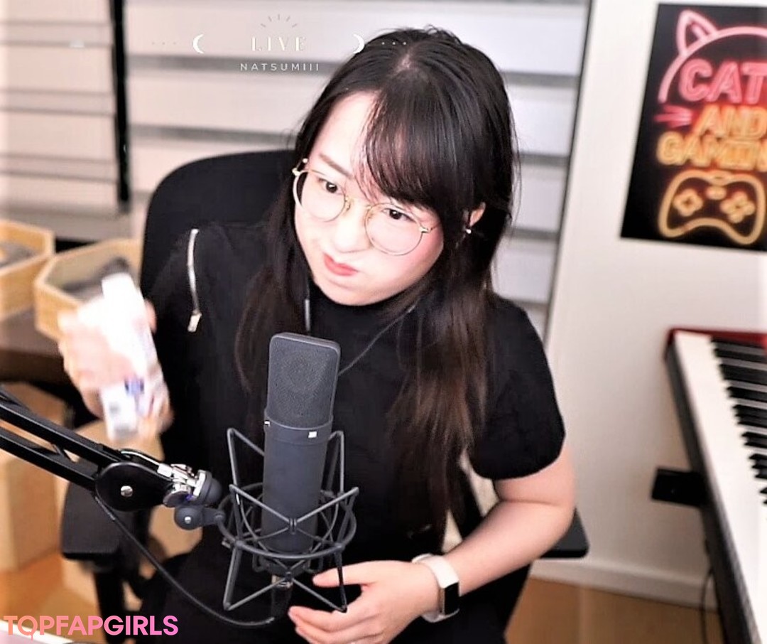 Foto desnuda filtrada de OnlyFans de Lolnatsumiii #177 Foto desnuda filtrada de OnlyFans de Lolnatsumiii #177