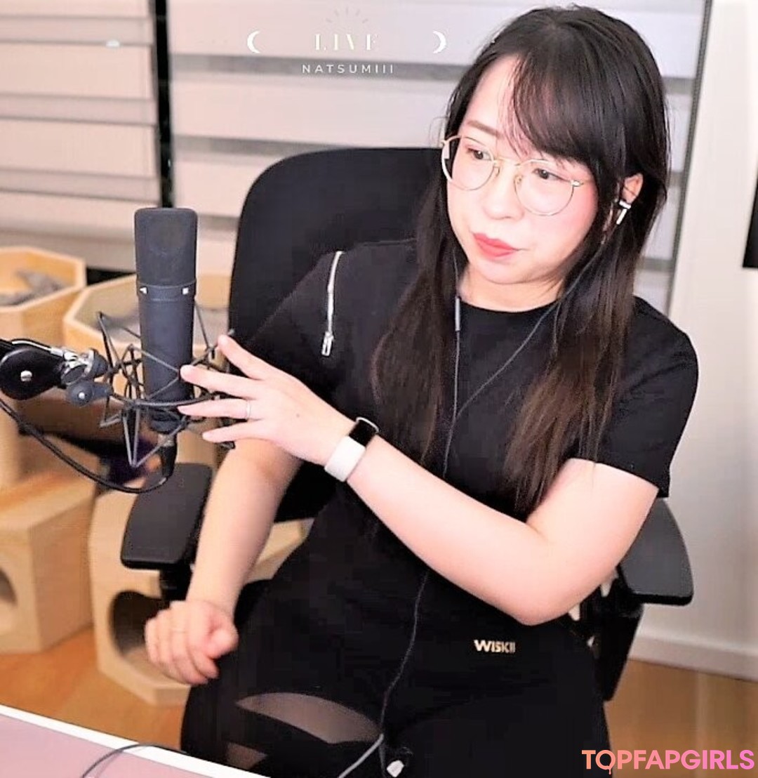 Foto desnuda filtrada de OnlyFans de Lolnatsumiii #178 Foto desnuda filtrada de OnlyFans de Lolnatsumiii #178