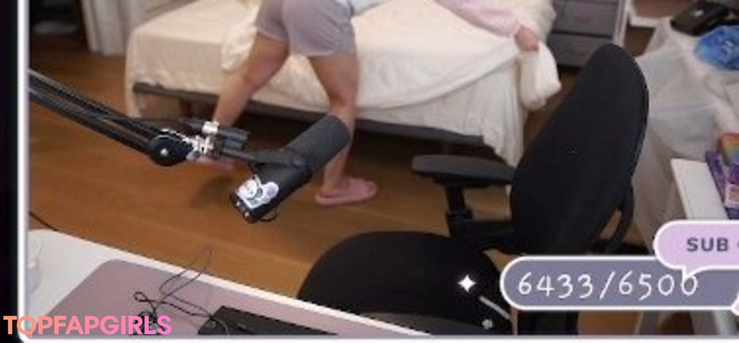 Foto desnuda filtrada de OnlyFans de Lolnatsumiii #31 Foto desnuda filtrada de OnlyFans de Lolnatsumiii #31