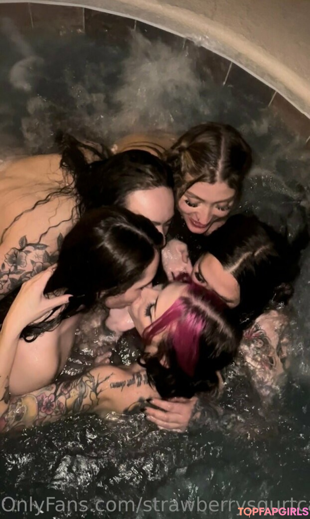 Foto desnuda filtrada de OnlyFans de Strawberrysquirtcake #4 Foto desnuda filtrada de OnlyFans de Strawberrysquirtcake #4