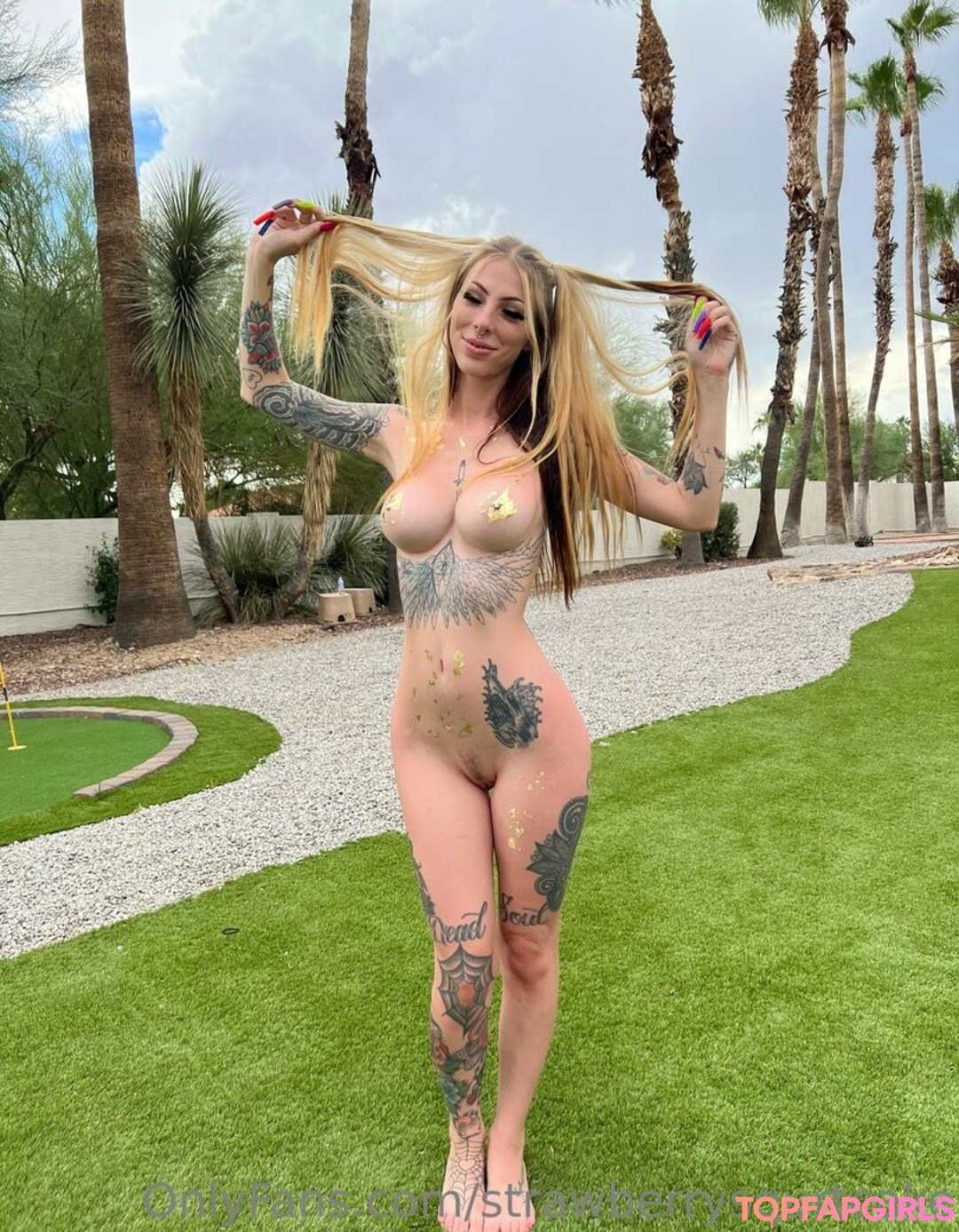 Foto desnuda filtrada de OnlyFans de Strawberrysquirtcake #87 Foto desnuda filtrada de OnlyFans de Strawberrysquirtcake #87