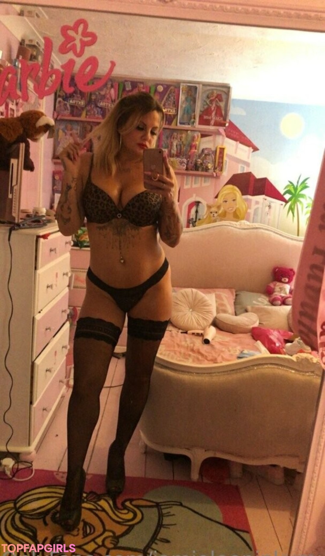 Foto desnuda filtrada de OnlyFans de Jamieleepinkymummy #226 Foto desnuda filtrada de OnlyFans de Jamieleepinkymummy #226