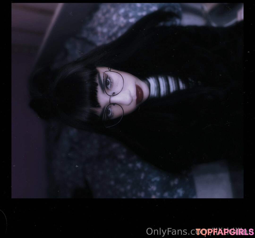 Foto desnuda filtrada de OnlyFans de Lilithlilian #11 Foto desnuda filtrada de OnlyFans de Lilithlilian #11