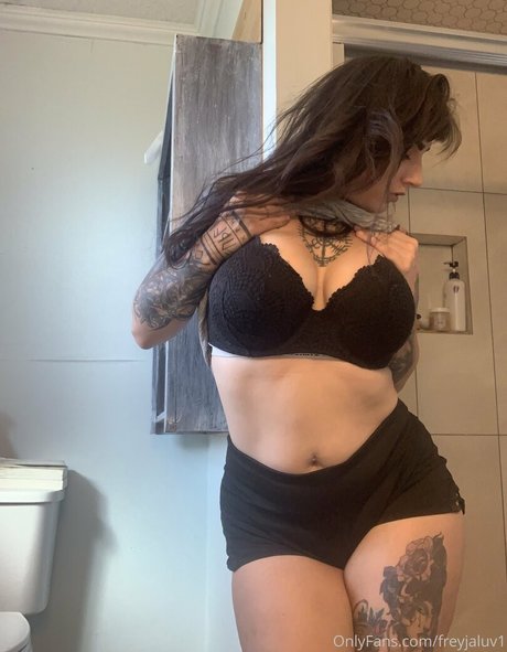 Freyjaluv1