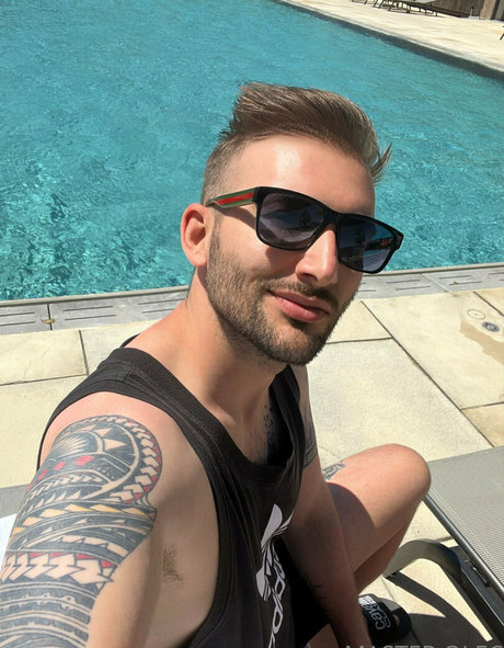 Foto desnuda filtrada de OnlyFans de Masterolec