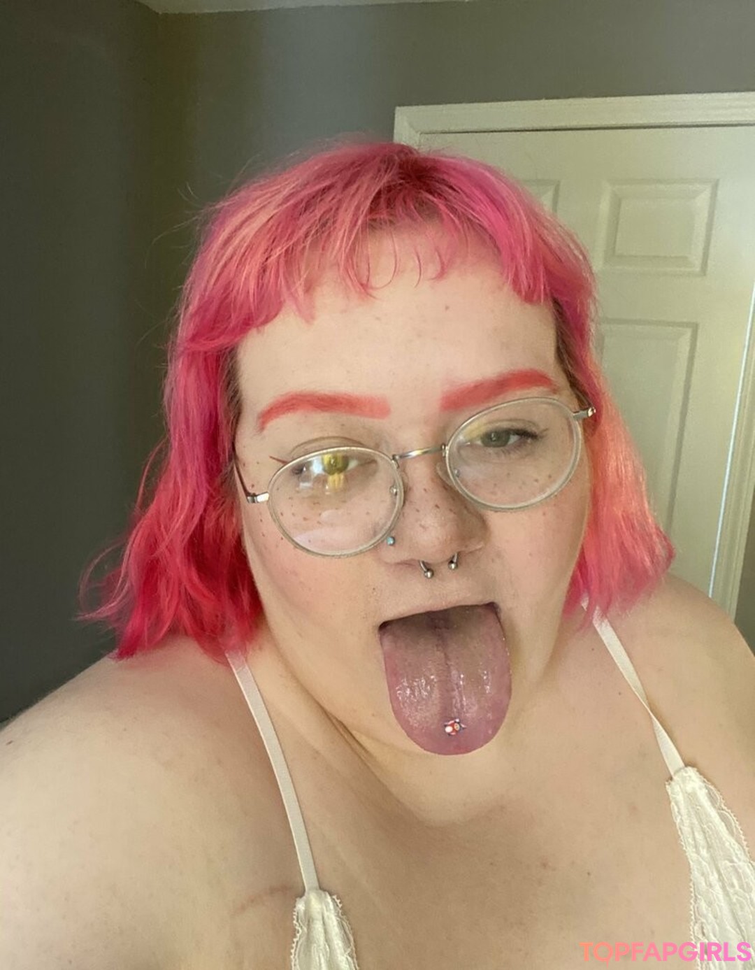 Foto desnuda filtrada de OnlyFans de Cherryjambaby #15 Foto desnuda filtrada de OnlyFans de Cherryjambaby #15