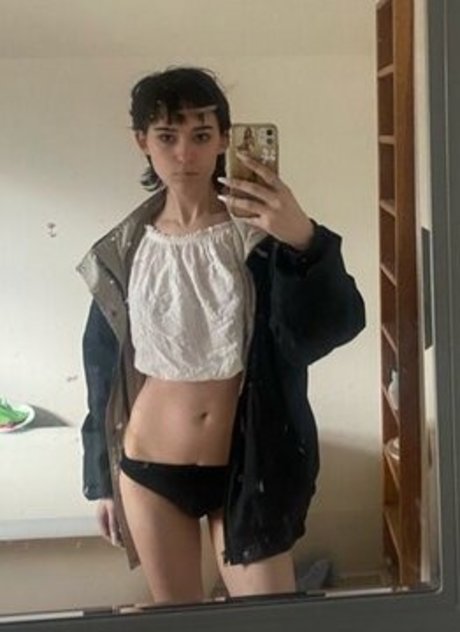 Foto desnuda filtrada de OnlyFans de Dyremarxx