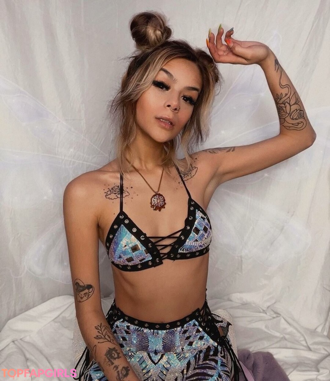 Foto desnuda filtrada de OnlyFans de Pyxiedragon #21 Foto desnuda filtrada de OnlyFans de Pyxiedragon #21