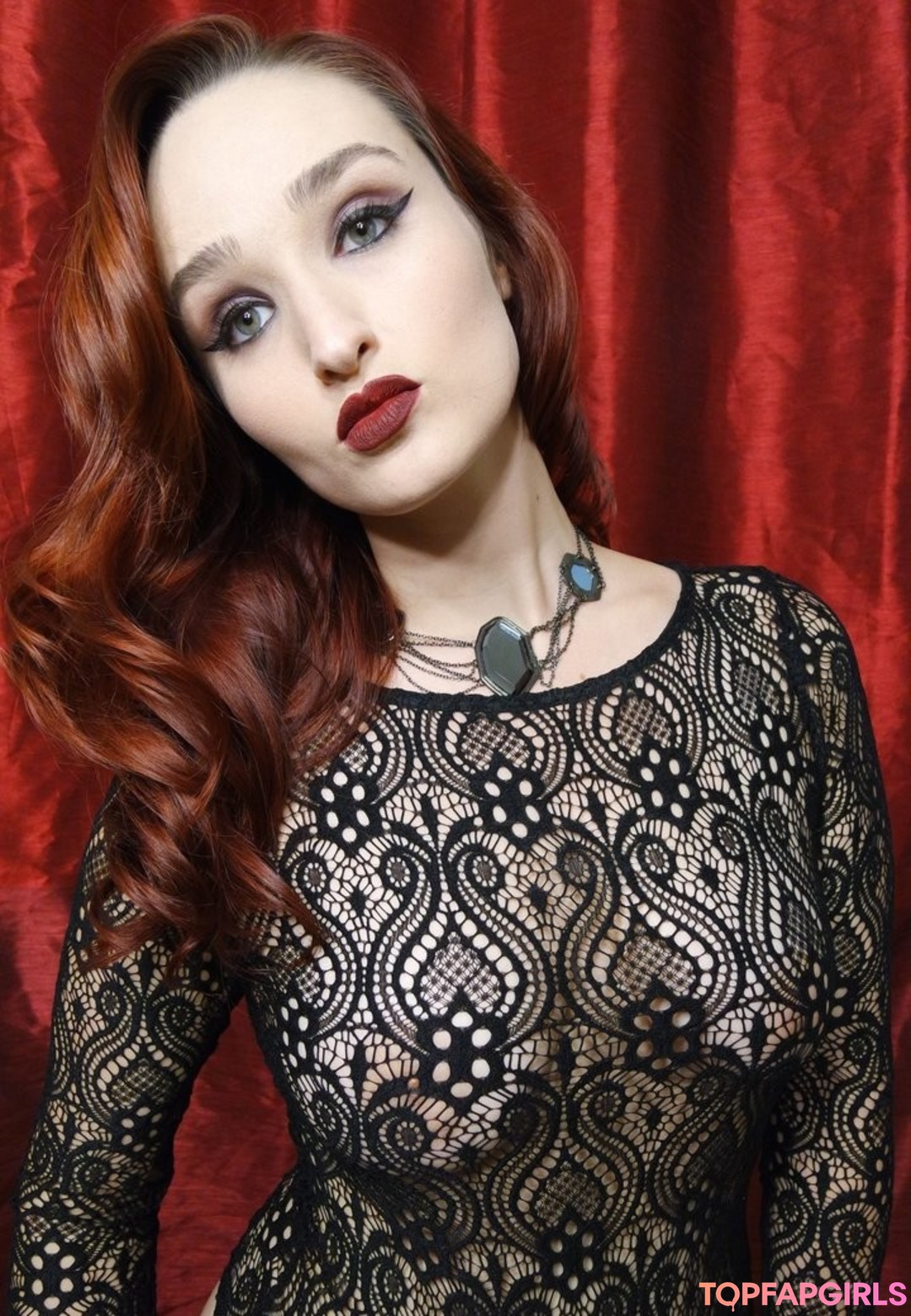 Foto desnuda filtrada de OnlyFans de Alexandria The Red #1049