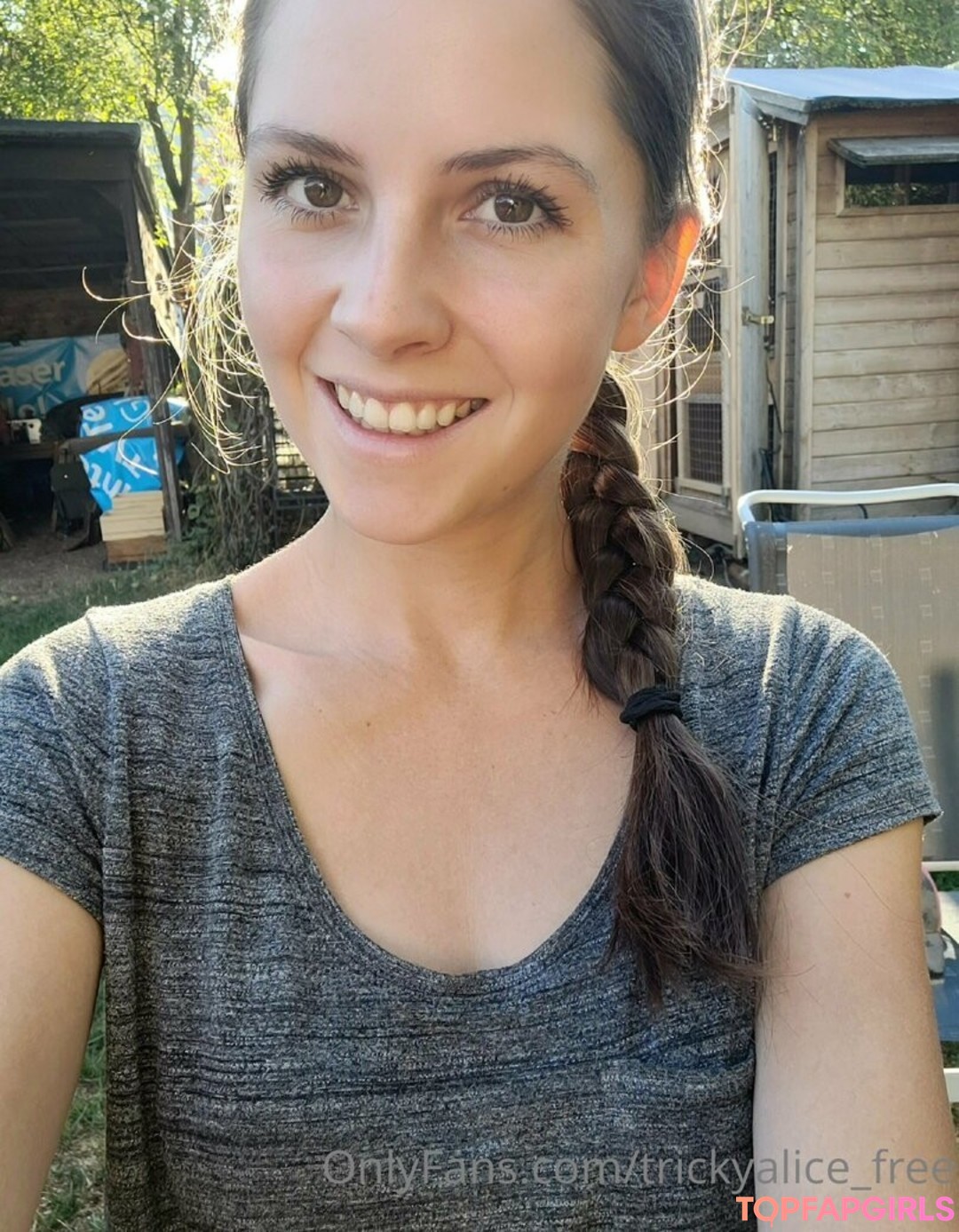 Foto desnuda filtrada de OnlyFans de Trickyalicefree #5 Foto desnuda filtrada de OnlyFans de Trickyalicefree #5
