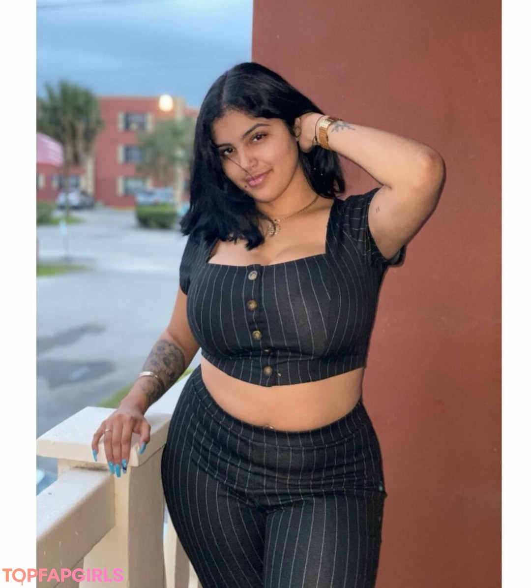Foto desnuda filtrada de OnlyFans de Marian Tatte #16 Foto desnuda filtrada de OnlyFans de Marian Tatte #16