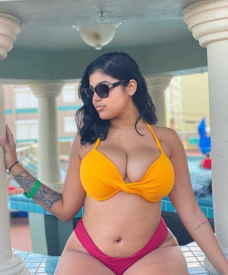 Foto desnuda filtrada de OnlyFans de Marian Tatte