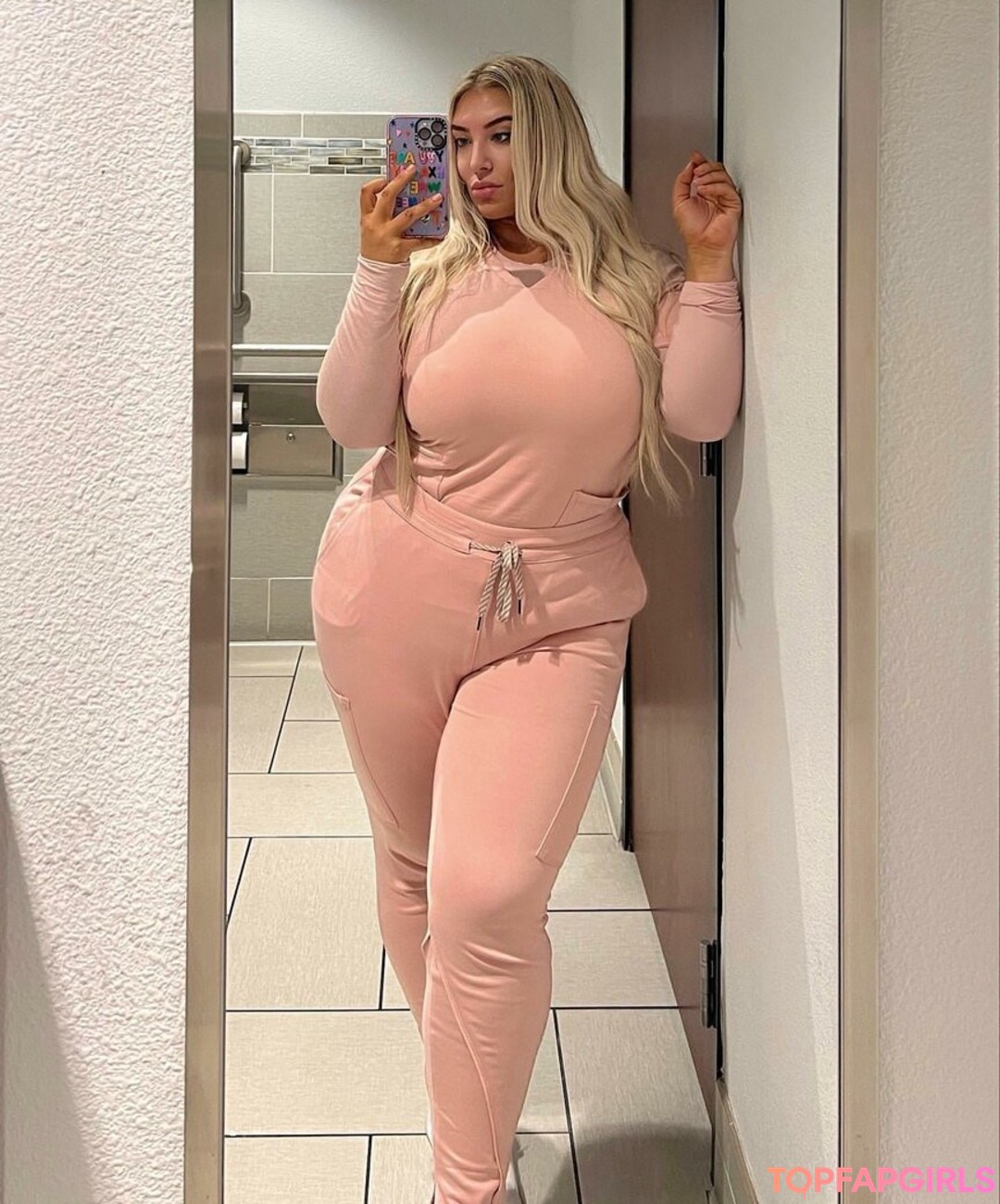 Foto desnuda filtrada de OnlyFans de Taya Christian #110 Foto desnuda filtrada de OnlyFans de Taya Christian #110