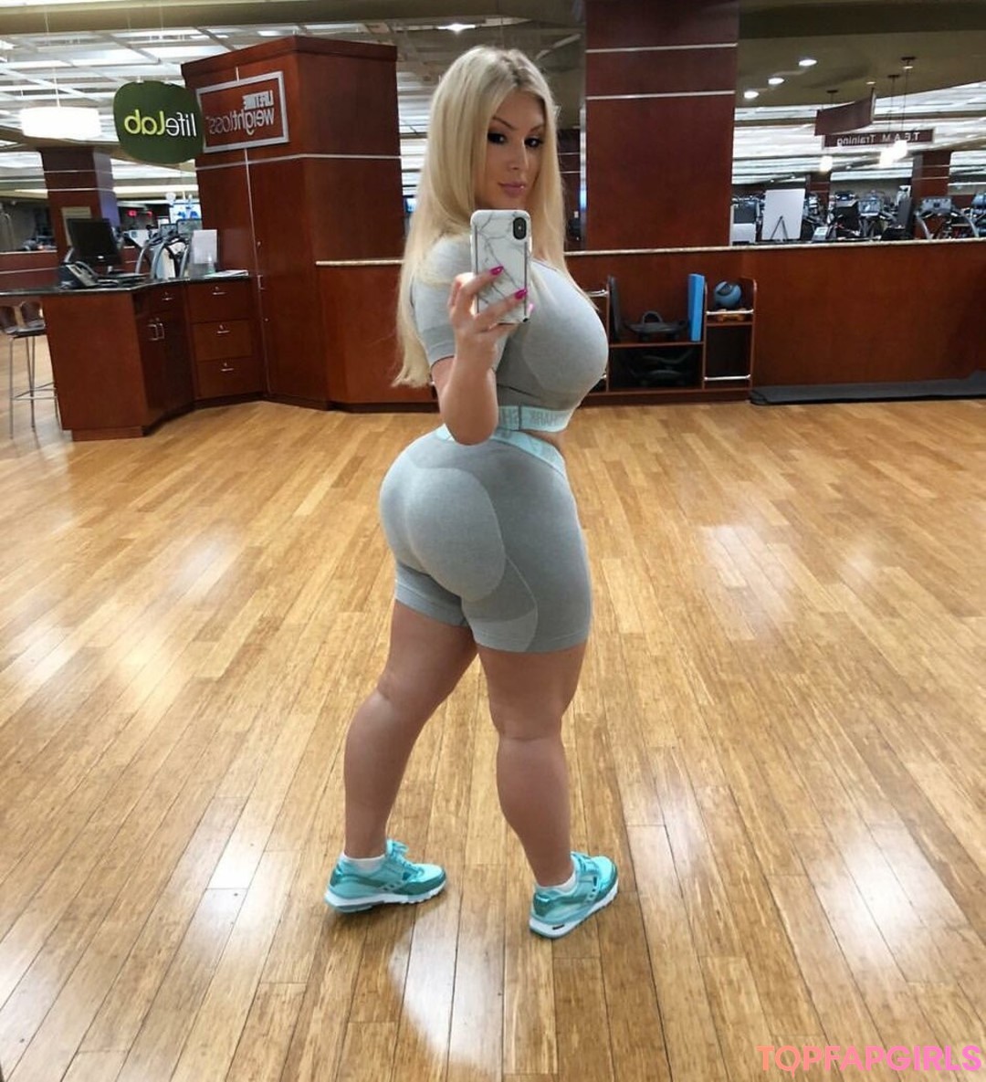 Foto desnuda filtrada de OnlyFans de Taya Christian #204 Foto desnuda filtrada de OnlyFans de Taya Christian #204