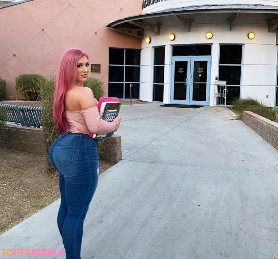 Foto desnuda filtrada de OnlyFans de Taya Christian #250 Foto desnuda filtrada de OnlyFans de Taya Christian #250